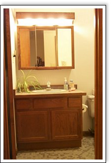 Short bathroom vanity